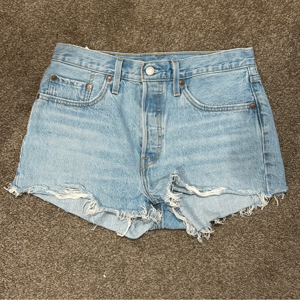 Levi's 501 Button Fly Distressed Denim Jean Shorts Size 28
